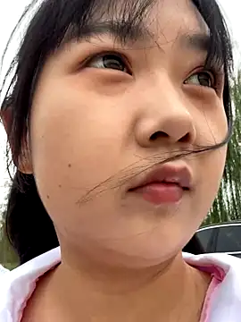 Snapshot of tiantian-26 chatting on 10-03-25, 02:41 tiantian-26 online show from 10-03-25, 02:41