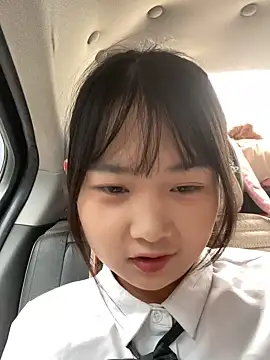 Snapshot of tiantian-26 chatting on 10-07-25, 02:20 tiantian-26 online show from 10-07-25, 02:20