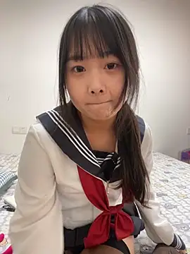 Snapshot of tiantian-26 chatting on 10-11-25, 02:22 tiantian-26 online show from 10-11-25, 02:22