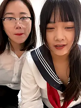 Snapshot of tiantian-26 chatting on 10-22-25, 02:34 tiantian-26 online show from 10-22-25, 02:34