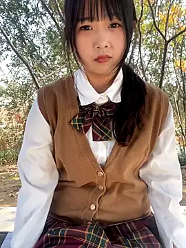 Snapshot of tiantian-26 chatting on 11-06-25, 03:18 tiantian-26 online show from 11-06-25, 03:18