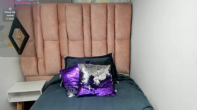 Issa Milf   online show from 02-19-26, 02:13