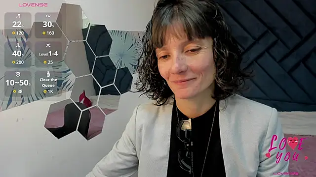 Valery More   online show from 06-24-26, 01:43