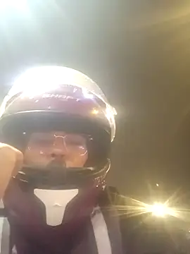 Snapshot of QueenBDSM chatting on 10-11-25, 11:25 QueenBDSM online show from 10-11-25, 11:25