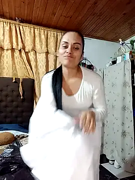 Snapshot of QueenBDSM chatting on 10-25-25, 03:14 QueenBDSM online show from 10-25-25, 03:14