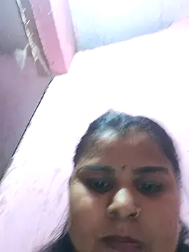 Snapshot of Mamta-Thakur chatting on 10-25-25, 05:51 Mamta-Thakur online show from 10-25-25, 05:51