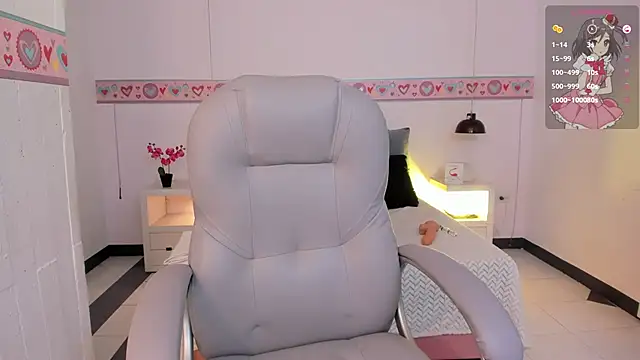 AndreaG  online show from 10-09-25, 03:37