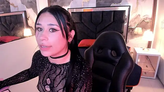 SusanVilla online show from 03-25-26, 07:31