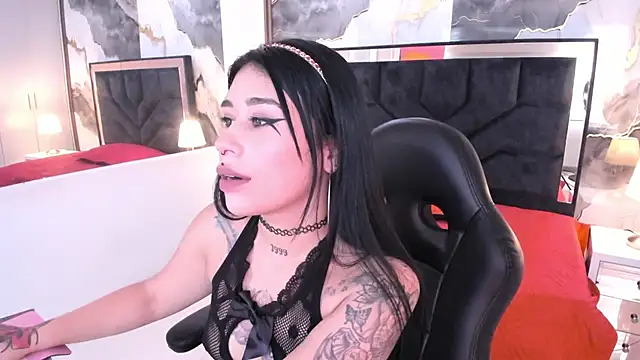 SusanVilla online show from 05-09-26, 07:41