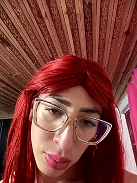 Snapshot of NICOLLE__12 chatting on 10-26-25, 07:53 NICOLLE 12 online show from 10-26-25, 07:53