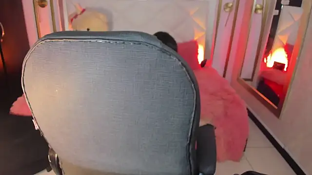 Snapshot of i_kristi chatting on 02-25-26, 08:18 i kristi online show from 02-25-26, 08:18