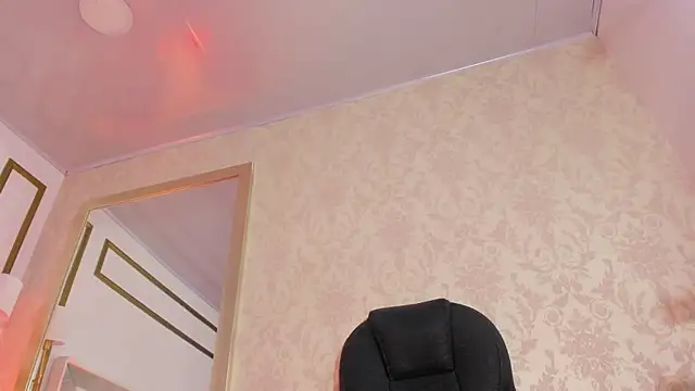 Snapshot of i_kristi chatting on 03-18-26, 08:56 i kristi online show from 03-18-26, 08:56