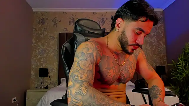 Snapshot of Dante_Dimarco chatting on 11-02-25, 01:19 Dante Dimarco online show from 11-02-25, 01:19