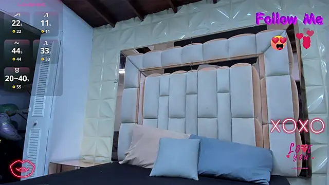 Snapshot of violet_milleer chatting on 10-07-25, 12:13 violet milleer online show from 10-07-25, 12:13