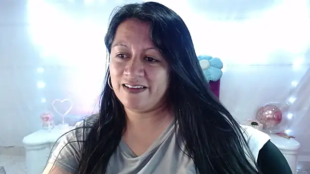 SaharaJohson online show from 10-10-25, 04:11