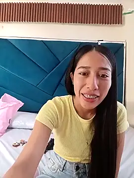 Amelia Rivas online show from 10-15-25, 05:46