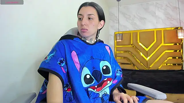 Snapshot of Iris__77 chatting on 10-12-25, 06:56 Iris 77 online show from 10-12-25, 06:56