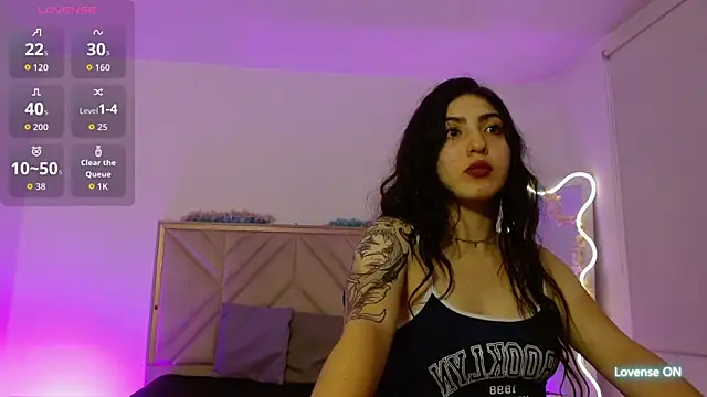 Snapshot of Ixchel_tay chatting on 10-13-25, 03:17 Ixchel tay online show from 10-13-25, 03:17