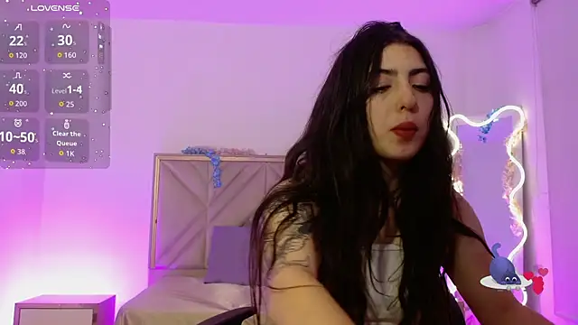 Snapshot of Ixchel_tay chatting on 10-21-25, 03:18 Ixchel tay online show from 10-21-25, 03:18