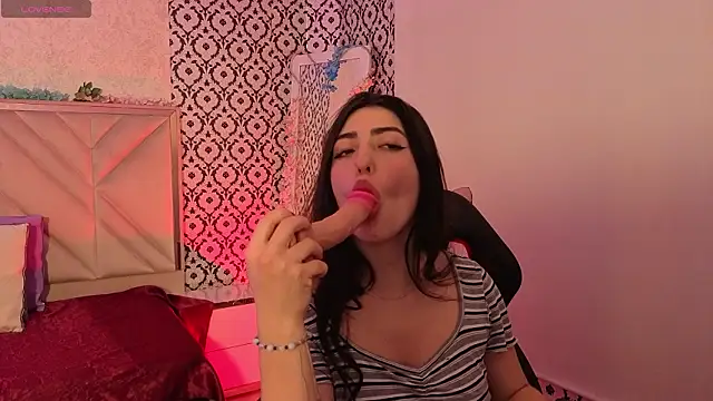 Snapshot of Ixchel_tay chatting on 03-11-26, 03:23 Ixchel tay online show from 03-11-26, 03:23