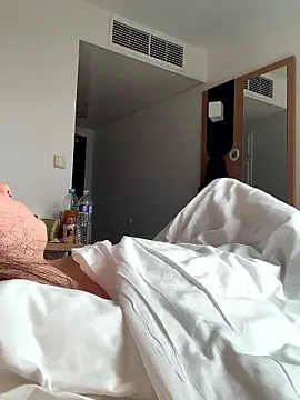 GoldenPussy1329 online show from 01-09-26, 01:14