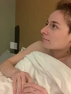 Snapshot of GoldenPussy1329 chatting on 02-23-26, 09:12 GoldenPussy1329 online show from 02-23-26, 09:12