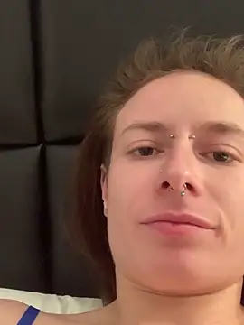 Snapshot of GoldenPussy1329 chatting on 03-04-26, 10:05 GoldenPussy1329 online show from 03-04-26, 10:05