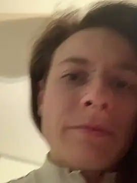 Snapshot of GoldenPussy1329 chatting on 03-08-26, 02:04 GoldenPussy1329 online show from 03-08-26, 02:04