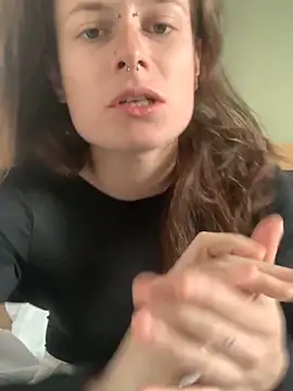 Snapshot of GoldenPussy1329 chatting on 03-25-26, 04:57 GoldenPussy1329 online show from 03-25-26, 04:57