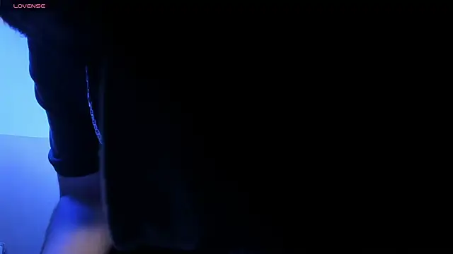 Snapshot of VynnyBlacke_ chatting on 10-17-25, 09:39 VynnyBlacke online show from 10-17-25, 09:39