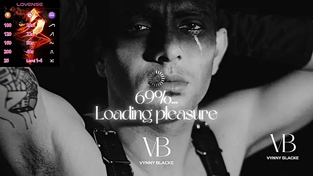 Snapshot of VynnyBlacke_ chatting on 10-30-25, 08:42 VynnyBlacke online show from 10-30-25, 08:42