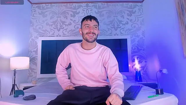 VynnyBlacke  online show from 01-14-26, 03:12