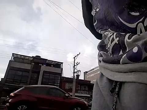 Snapshot of Angel_3-0 chatting on 11-11-25, 10:10 Angel 3-0 online show from 11-11-25, 10:10