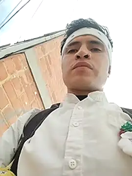 Snapshot of Angel_3-0 chatting on 12-16-25, 08:25 Angel 3-0 online show from 12-16-25, 08:25