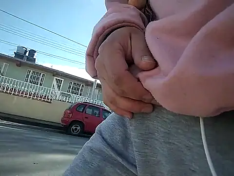 Snapshot of Angel_3-0 chatting on 01-07-26, 12:51 Angel 3-0 online show from 01-07-26, 12:51