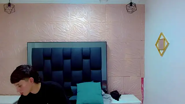 thaigo twink38 online show from 02-12-26, 06:19