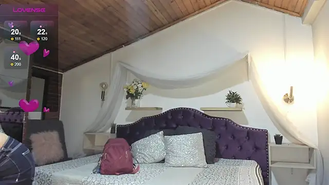 Snapshot of sophialyh_1 chatting on 11-07-25, 12:27 sophialyh 1 online show from 11-07-25, 12:27