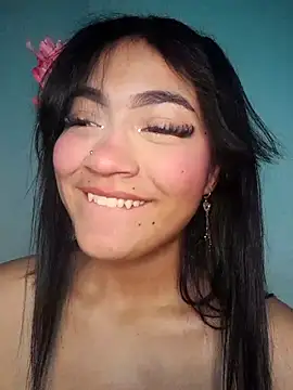 Snapshot of who_is_milyxx chatting on 10-15-25, 01:44 who is milyxx online show from 10-15-25, 01:44