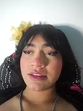 Snapshot of who_is_milyxx chatting on 10-18-25, 11:33 who is milyxx online show from 10-18-25, 11:33