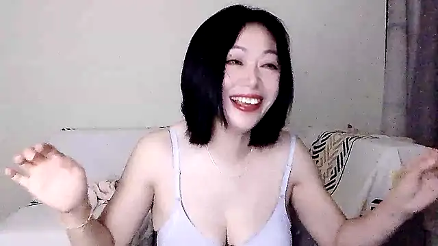 Snapshot of Smile-- chatting on 10-09-25, 03:10 Smile-- online show from 10-09-25, 03:10