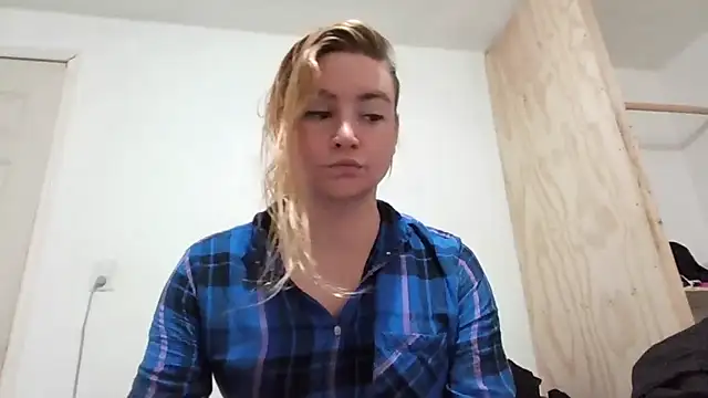 Snapshot of vagimosa chatting on 10-11-25, 08:46 vagimosa online show from 10-11-25, 08:46