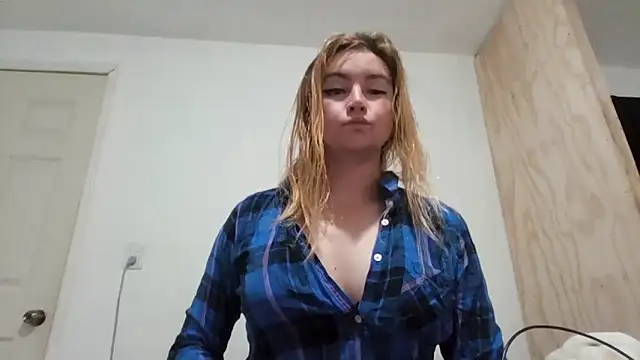 Snapshot of vagimosa chatting on 10-24-25, 07:27 vagimosa online show from 10-24-25, 07:27