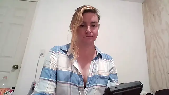 Snapshot of vagimosa chatting on 11-03-25, 03:08 vagimosa online show from 11-03-25, 03:08