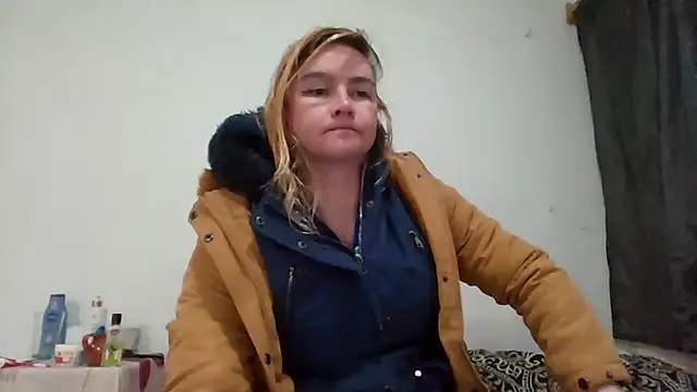 Snapshot of vagimosa chatting on 11-12-25, 05:08 vagimosa online show from 11-12-25, 05:08