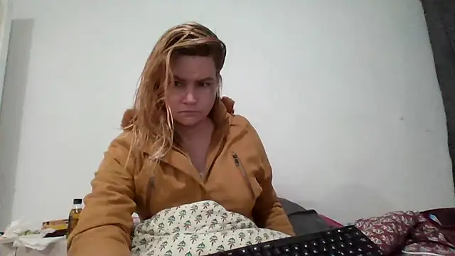 Snapshot of vagimosa chatting on 11-19-25, 09:20 vagimosa online show from 11-19-25, 09:20