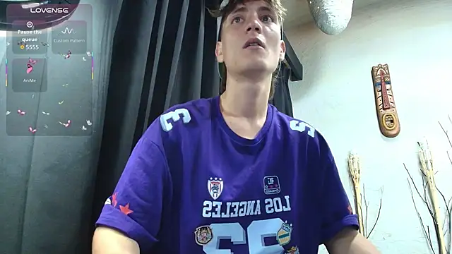 ZackMaye online show from 10-13-25, 03:17