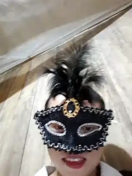 Snapshot of Tuyet_xx chatting on 10-01-25, 02:23 Tuyet xx online show from 10-01-25, 02:23