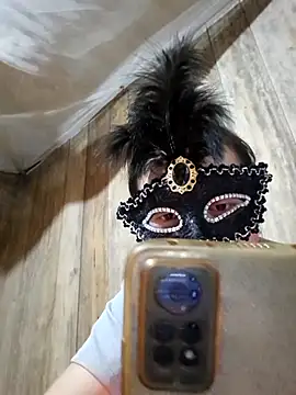 Snapshot of Tuyet_xx chatting on 10-03-25, 01:52 Tuyet xx online show from 10-03-25, 01:52