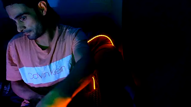 Snapshot of highinhtxx chatting on 11-07-25, 06:57 highinhtxx online show from 11-07-25, 06:57