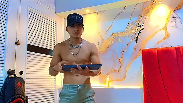 daniscot online show from 10-06-25, 03:48